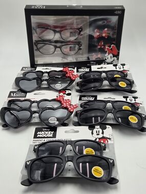 Bundle Disney Mommy & Me Daddy & Me Sunglasses; (2)+2.50 Reading Glasses & Case